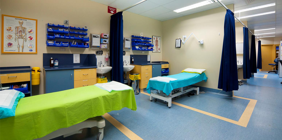 The Doctors Mulgrave Road M/Centre Cairns, photograph 4